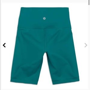 Teal Lagoon Wunder Train Shorts 6 in